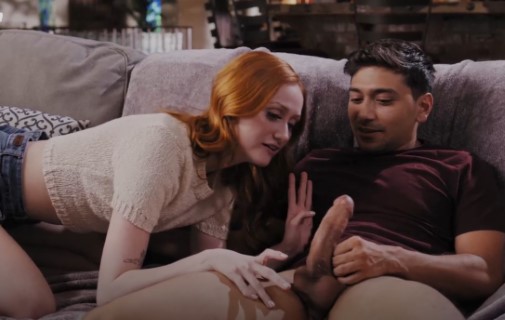 Chị Gái Vú Nhỏ Và Thằng Em Cặc To Và Dài